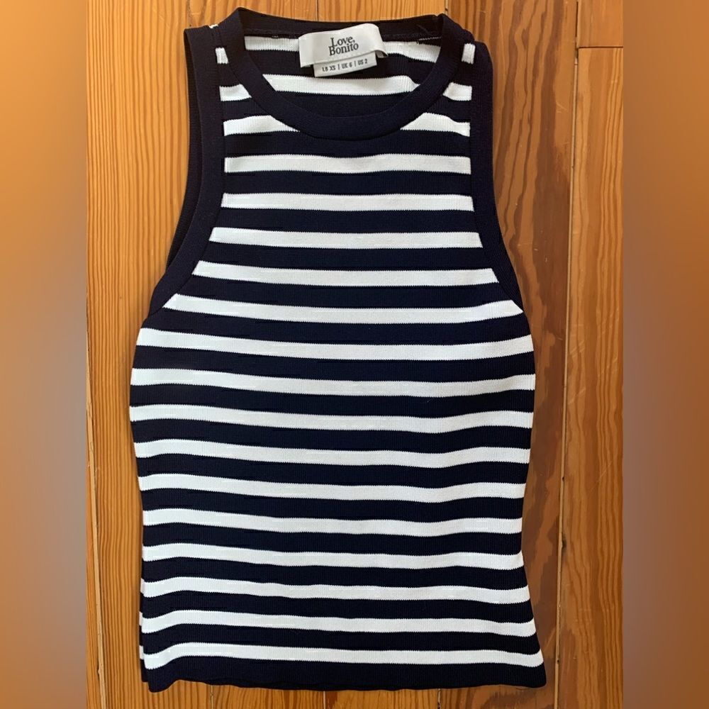 Love Bonito Top